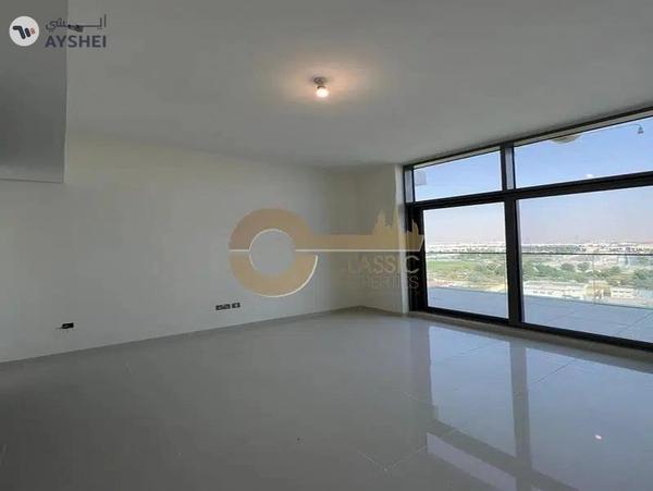 Large Studio | Fitted Kitchen | Park view