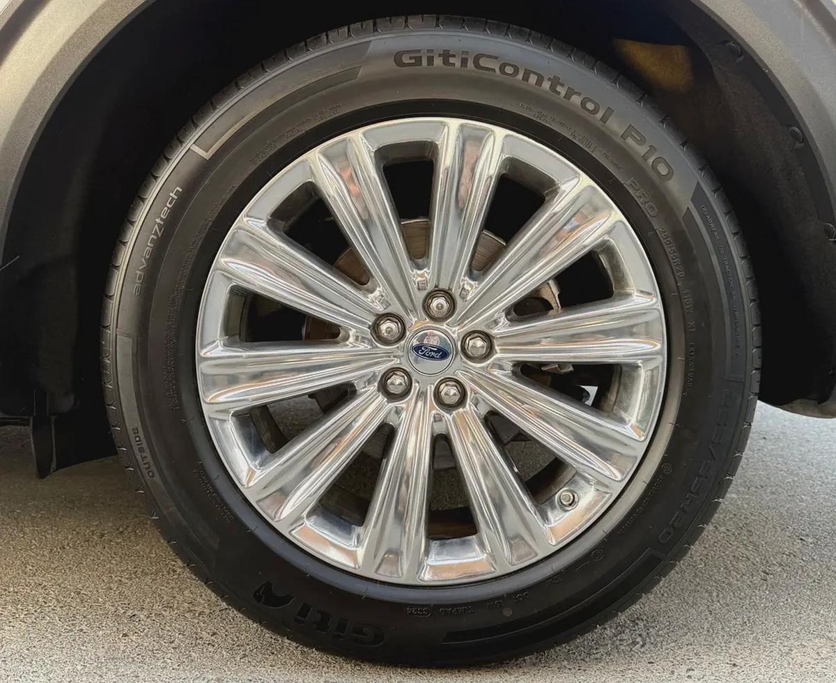 FORD - EXPLORER - 2021 - LIMITED - ECOBOOST - V4 - 2,3L - BY TURBO - USA SPECS EXCELLENT CONDITION-18-18