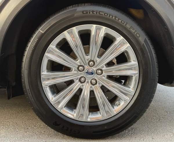 FORD - EXPLORER - 2021 - LIMITED - ECOBOOST - V4 - 2,3L - BY TURBO - USA SPECS EXCELLENT CONDITION