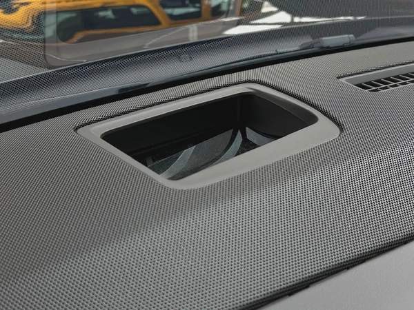 Cadillac Escalade 600model 2025 import from Korea original paint كاديلاك اسكاليد 600 موديل 2025