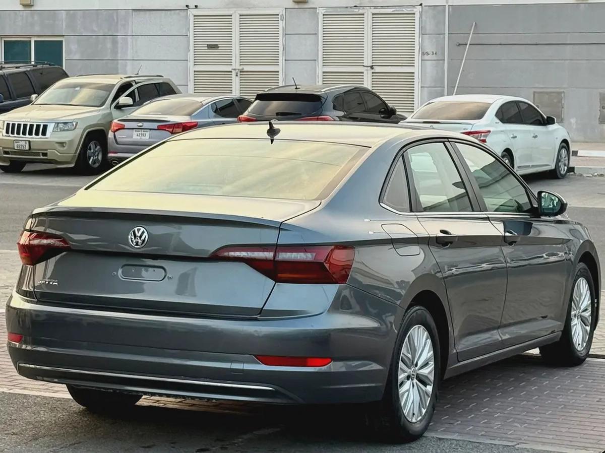 2019 Volkswagen Jetta GLI - American Specs-3-3