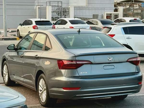 2019 Volkswagen Jetta GLI - American Specs