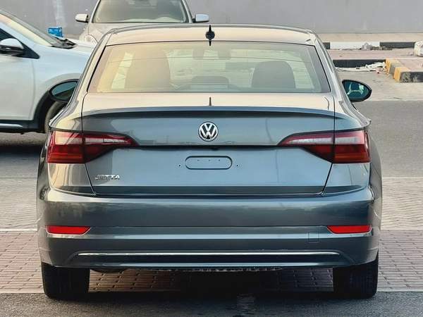 2019 Volkswagen Jetta GLI - American Specs