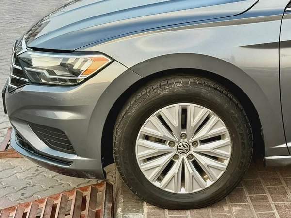 2019 Volkswagen Jetta GLI - American Specs