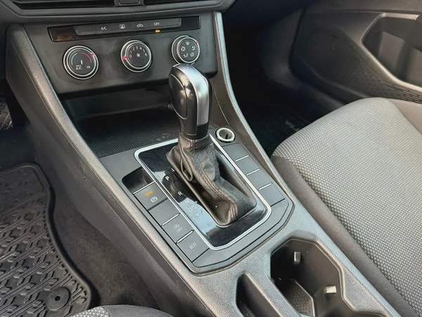 2019 Volkswagen Jetta GLI - American Specs