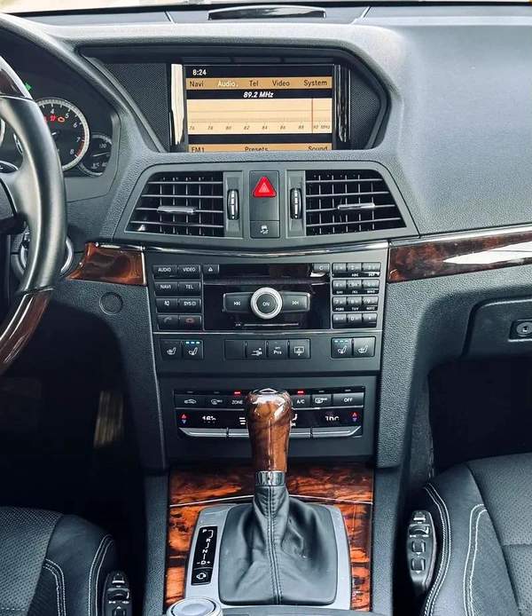 BENZ E350 | COUPE | 2009 | ONLY : 50553 KM | JAPAN IMPORT | CLEAN TITLE