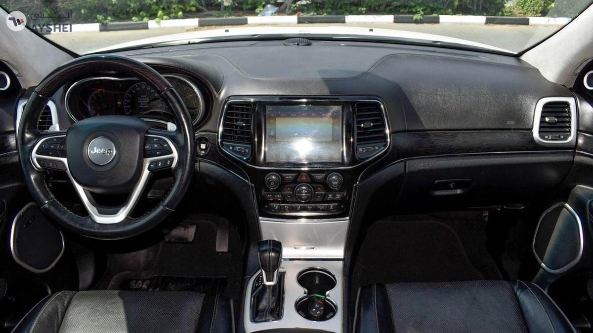 Jeep Grand Cherokee Summit 5.7 L V8-5-5