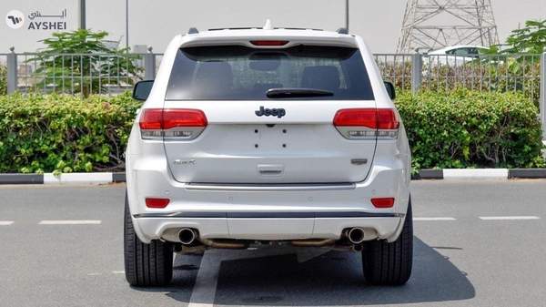 Jeep Grand Cherokee Summit 5.7 L V8