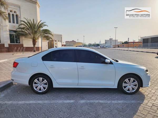 Volkswagen Jetta S V4 2.0L 2015 Model GCC Specs With Partial Service History In Perfect Condition