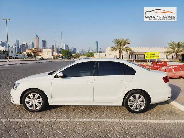 Volkswagen Jetta S V4 2.0L 2015 Model GCC Specs With Partial Service History In Perfect Condition