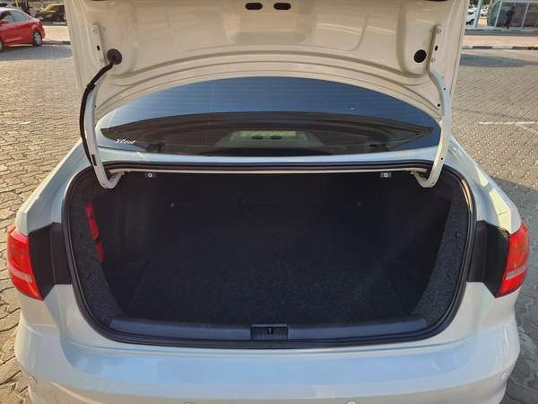 Volkswagen Jetta S V4 2.0L 2015 Model GCC Specs With Partial Service History In Perfect Condition