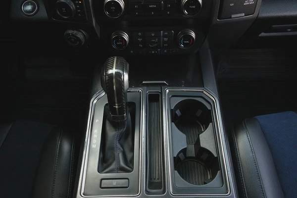 FORD RAPTOR F150 - 2019 - GCC - FULLY LOADED -GREY MATT - AMAZING CONDITION