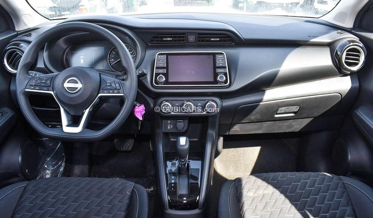 Nissan Kicks-4-4
