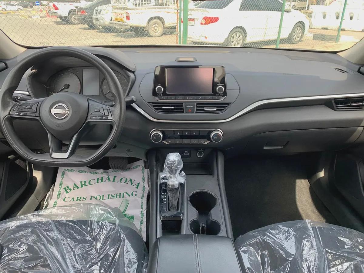 AED 1000 Monthly | Altima 2023 USA Specs | Excellent Condition | Like New-6-6