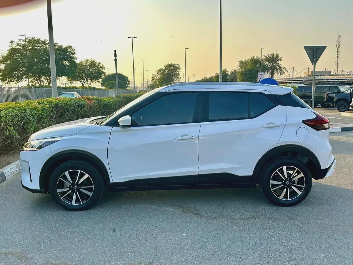 680/- AED EMI NISSAN KICKS 2022 1.6L || GCC Specs ||Well Maintained Single Owner Used-8-8