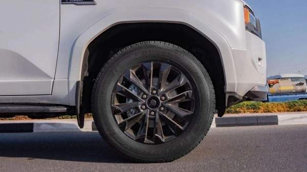 Toyota Prado Toyota prado primum 2.8L diesel MY2026