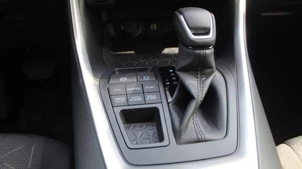 Toyota RAV4 2.0L 2025