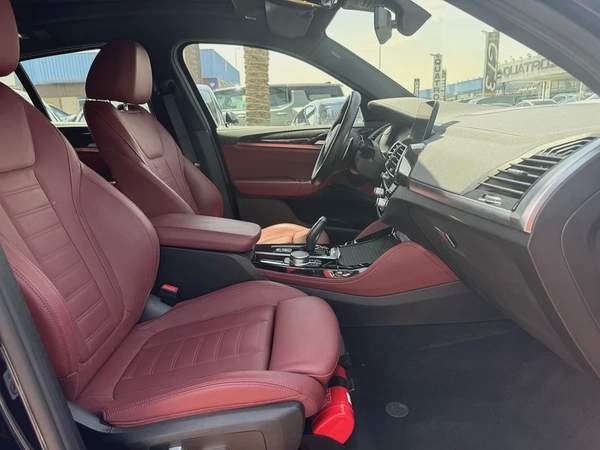 2021. BMW X4. M kit.