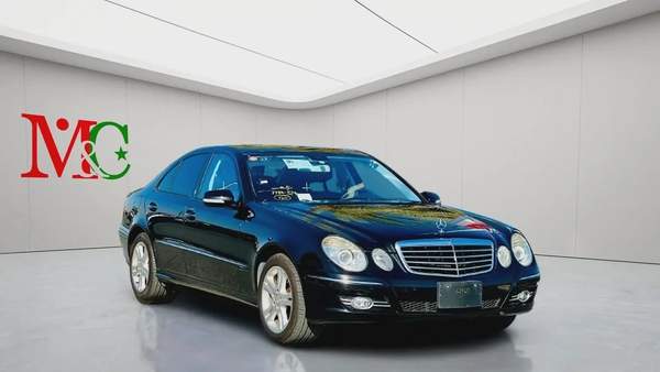 MERCEDES BENZ E350 - 2007 - CLEAN CAR FRESH JAPAN IMPORT