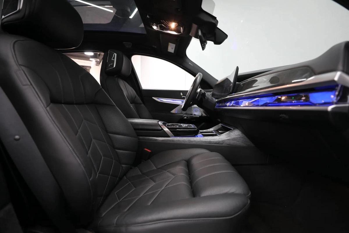 2024 BMW 760i for Sale | Luxury V8 Sedan | BMW 7 Series | REF P32188-13-13