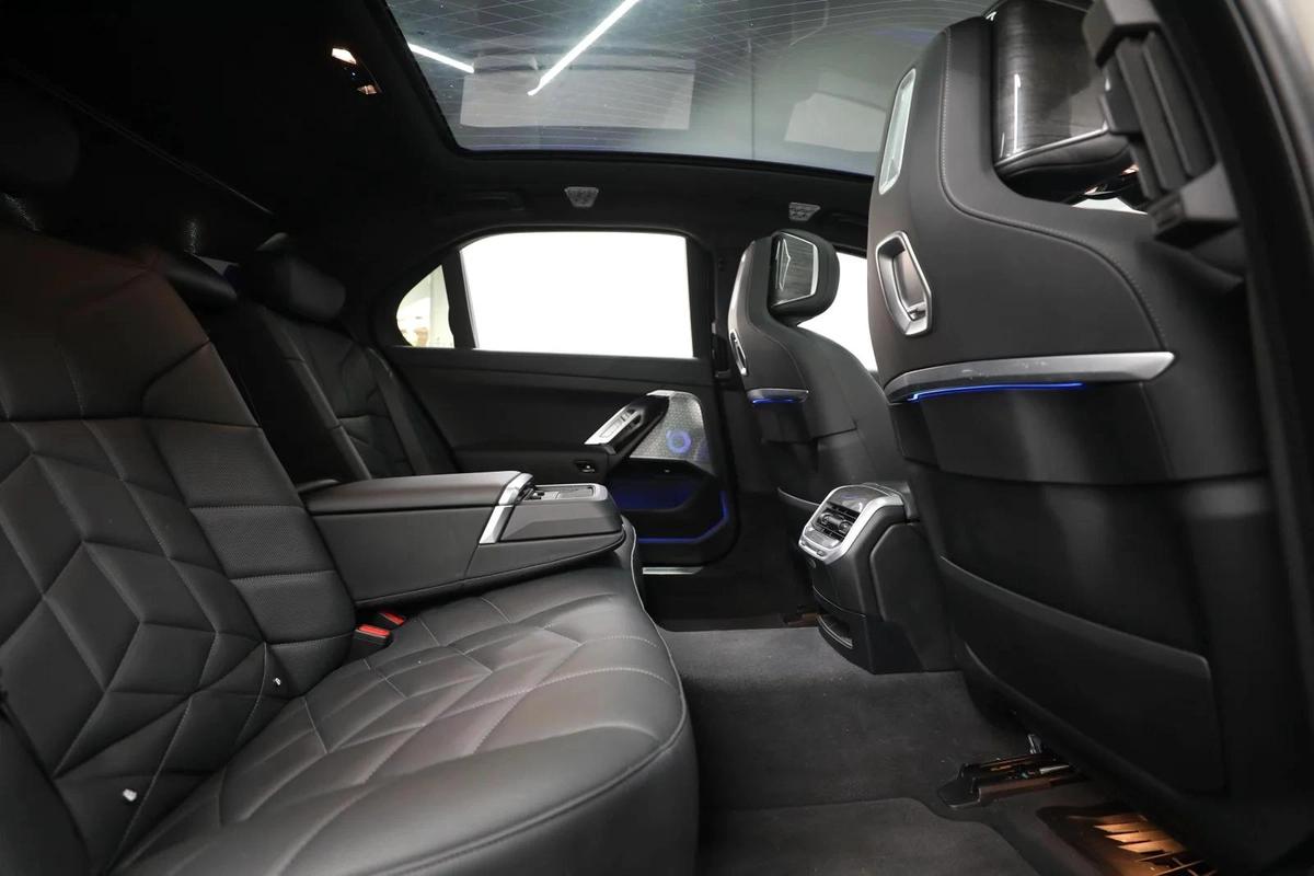 2024 BMW 760i for Sale | Luxury V8 Sedan | BMW 7 Series | REF P32188-4-4