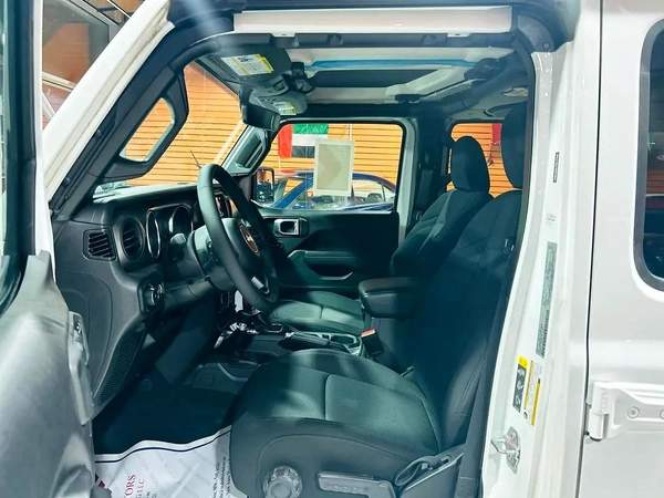 Jeep Wrangler Sport S