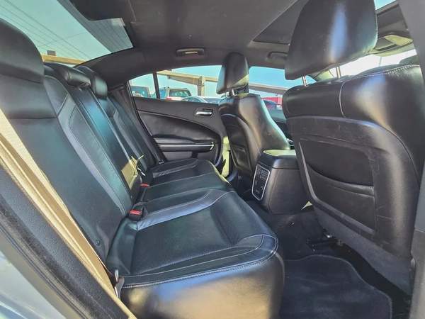 دودج تشارجر 2021 مواصفات امريكية SXT بحالة جيدة