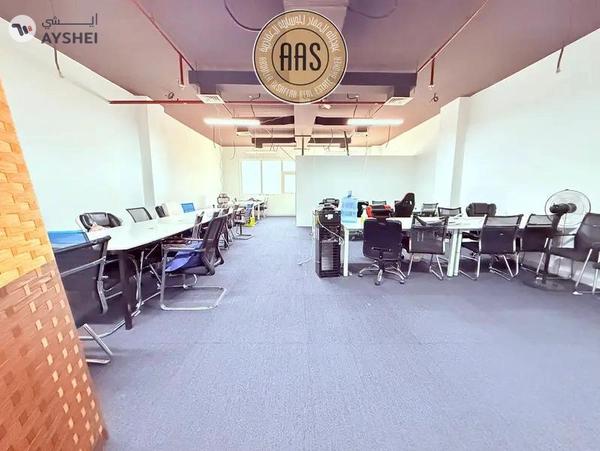 Spacious office for rent// chiller free also dewa free //in dip 1 Dubai