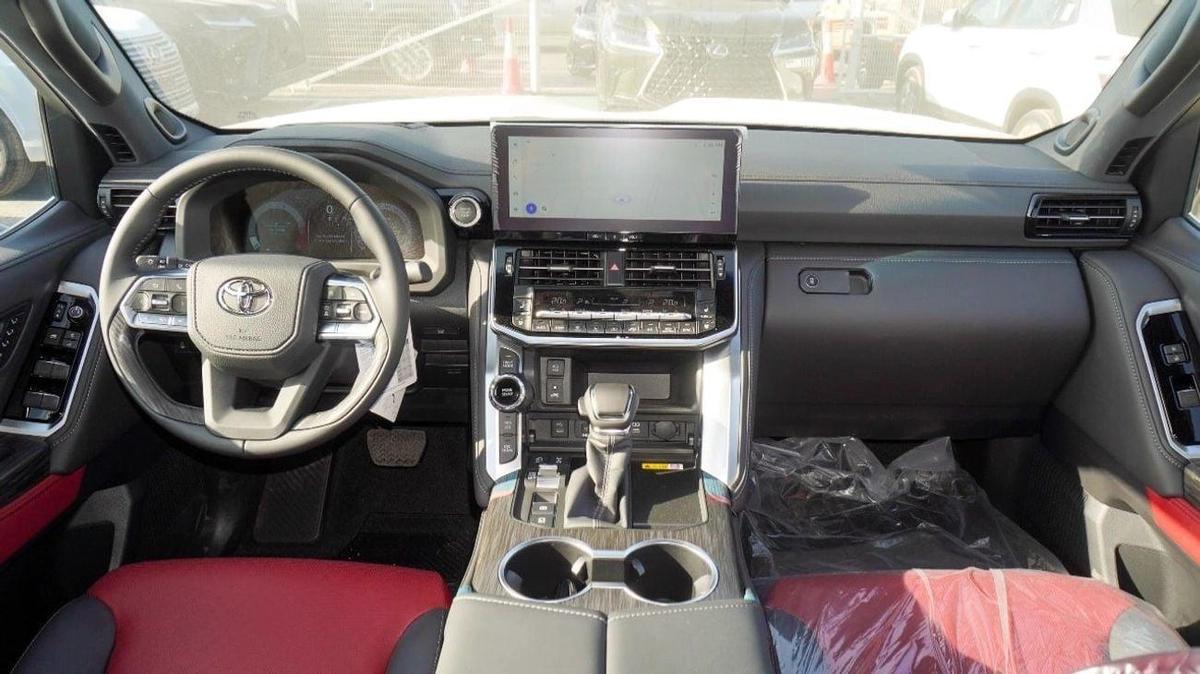 Toyota Land Cruiser Toyota Land Cruiser VXR 3.5L Twin Turbo Model 2026-3-3