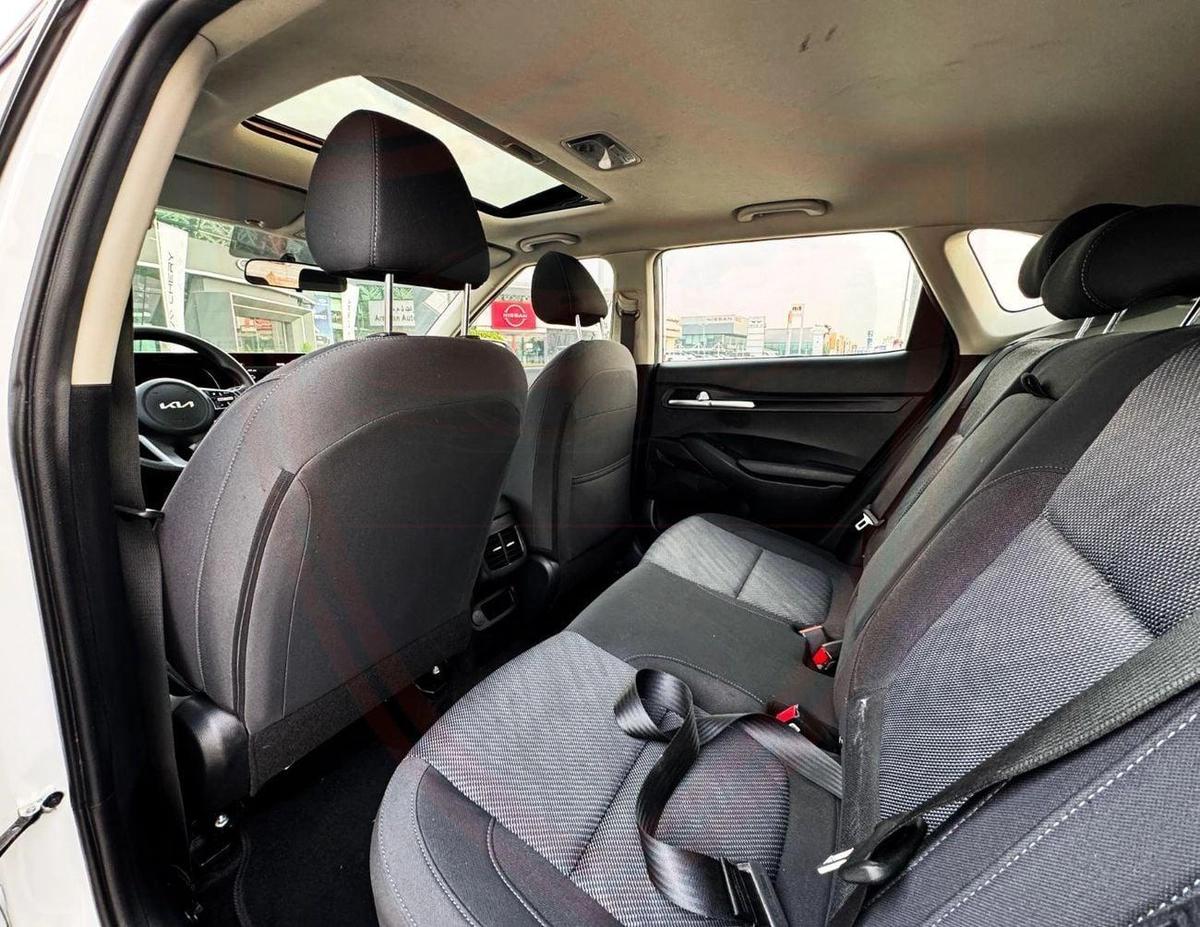 Used Kia Seltos 2023-15-15