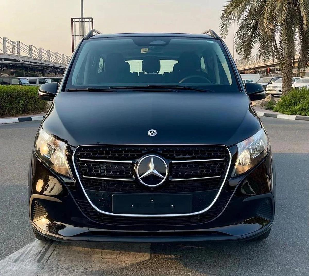 Mercedes-Benz V 300 5 years Warranty 2025 GCC -6-6
