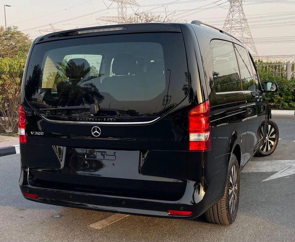 Mercedes-Benz V 300 5 years Warranty 2025 GCC -2-2