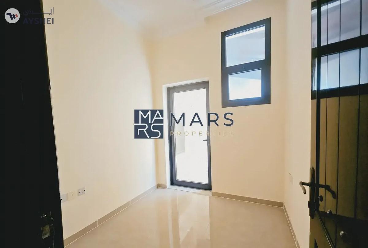 villa for rent in Al Hoshi - Sharjah-0-landscape