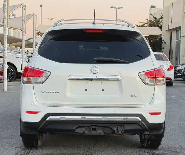 Nissan Pathfinder Platinum