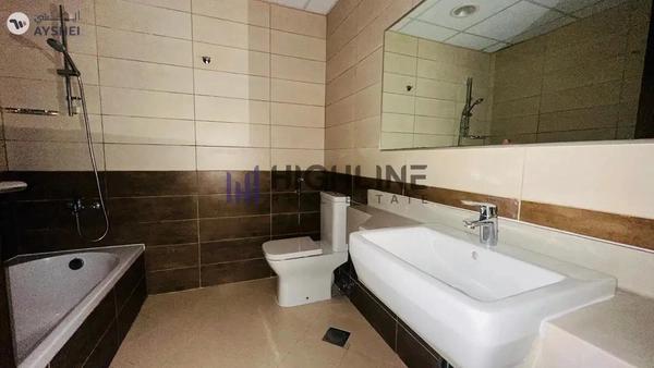 Closed Kitchen | Family Building | Elegant 1 BR