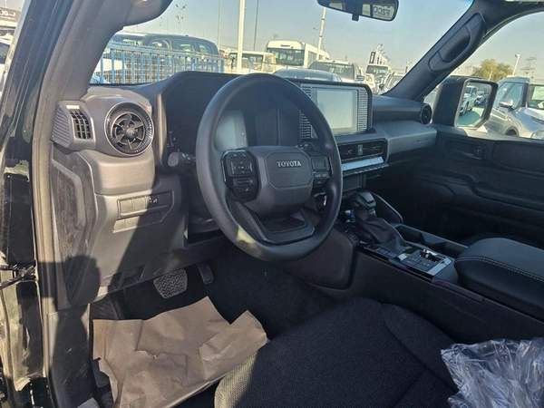 Toyota Prado Toyota Prado 2.4 – Basic Options – 2026 – GCC Spec