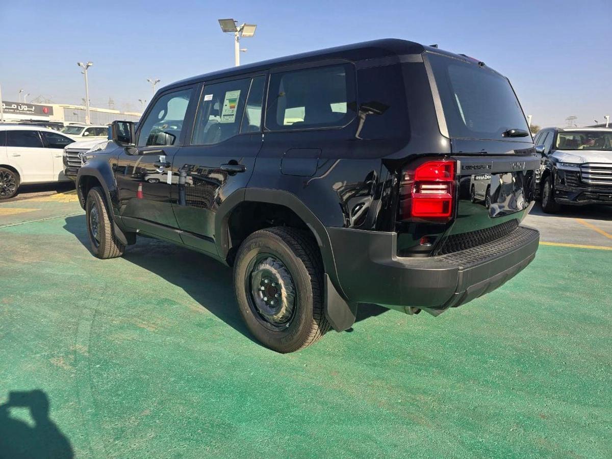 Toyota Prado Toyota Prado 2.4 – Basic Options – 2026 – GCC Spec-10-10