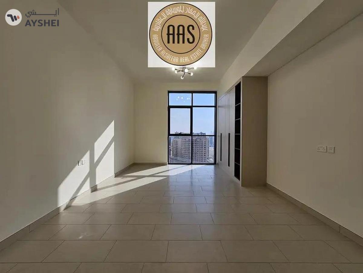 Brand new Chiller Free Studio Apartment Front of Metro Station-4-4