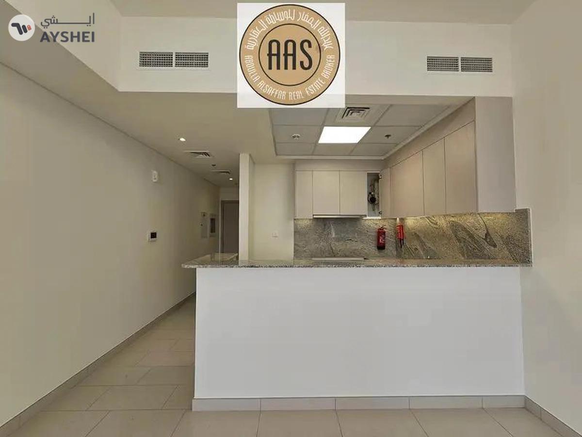 Brand new Chiller Free Studio Apartment Front of Metro Station-5-5