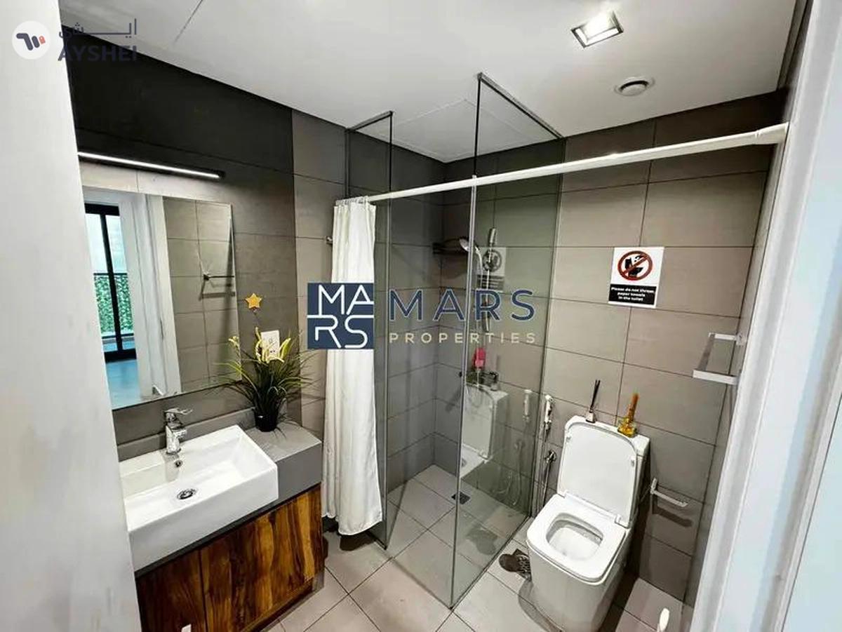 Spacious one bedroom with balcony in a modern community-6-6