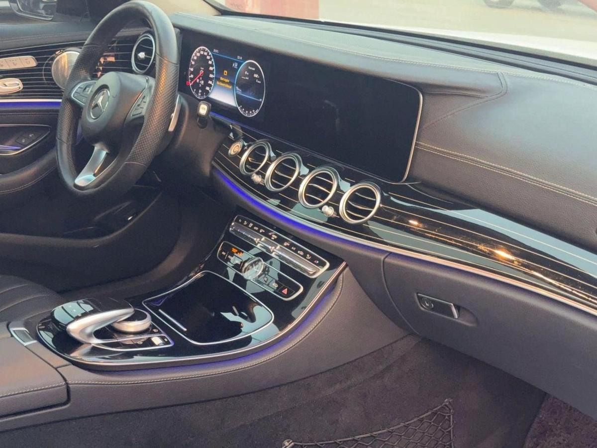 Mercedes-Benz E 400 AMG 3.0L-6-6