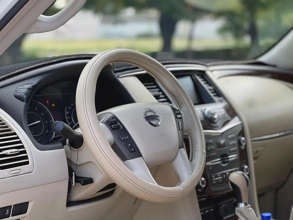 Nissan Patrol LE 2014 GCC Specs - Well Maintained-2-2