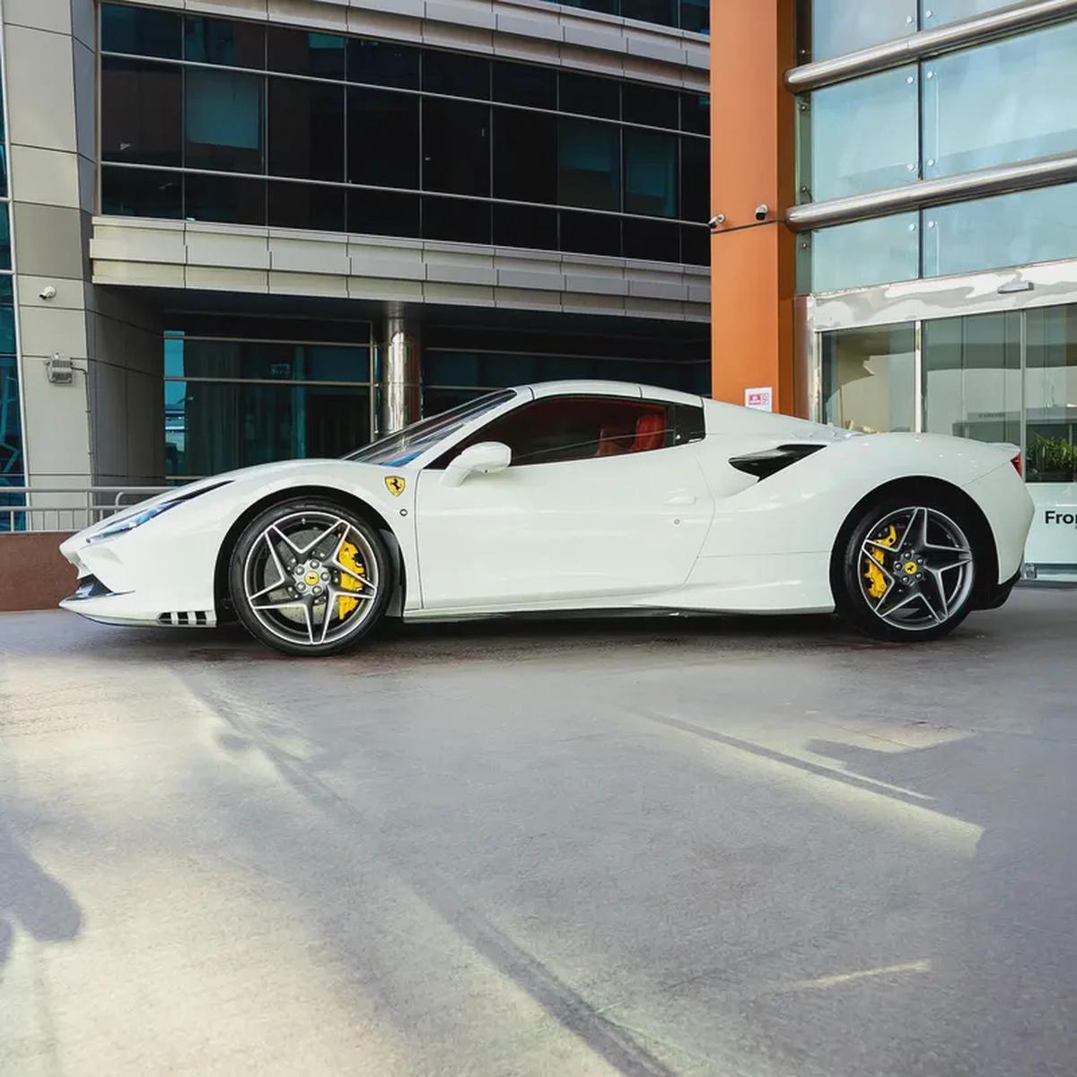 2021 FERRARI F8 SPIDER DONE ONLY 7000KM-8-8