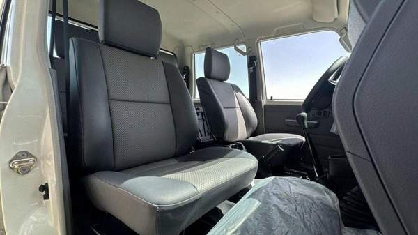 Toyota Land Cruiser Pick Up Toyota Land Cruiser Pickup LC79 4.2L Diesel V6 2024