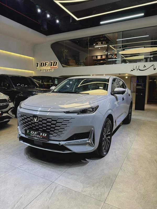 2023 CHANGAN UNI K PLATINUM WITH 360 DEGREE CAMERA/FULLY LOADED BRAND NEW ZERO KM