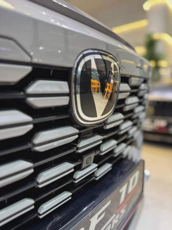 2023 CHANGAN UNI K PLATINUM WITH 360 DEGREE CAMERA/FULLY LOADED BRAND NEW ZERO KM