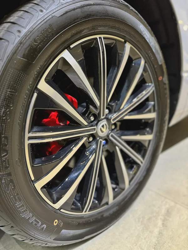 2023 CHANGAN UNI K PLATINUM WITH 360 DEGREE CAMERA/FULLY LOADED BRAND NEW ZERO KM