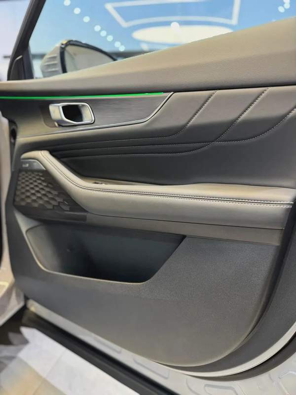 2023 CHANGAN UNI K PLATINUM WITH 360 DEGREE CAMERA/FULLY LOADED BRAND NEW ZERO KM