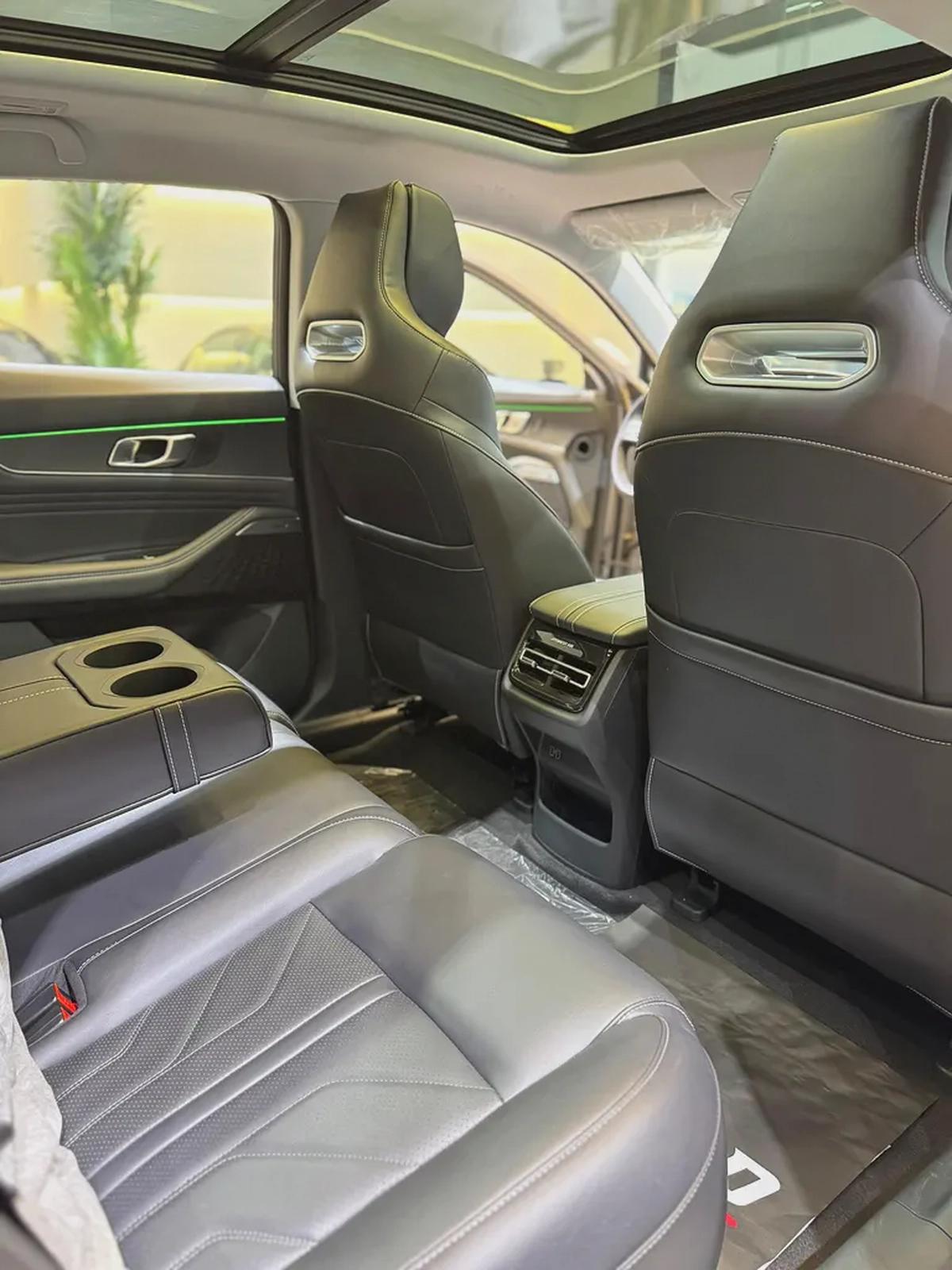 2023 CHANGAN UNI K PLATINUM WITH 360 DEGREE CAMERA/FULLY LOADED BRAND NEW ZERO KM-17-17