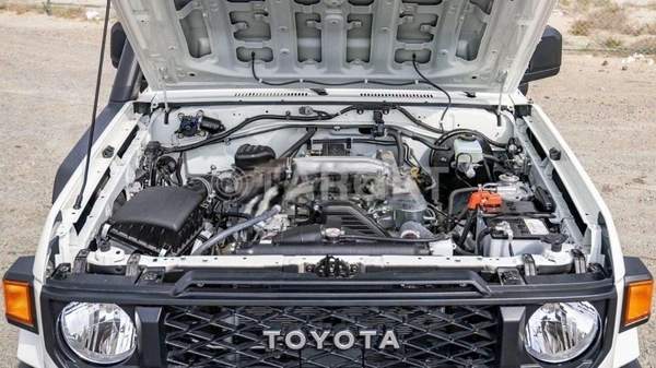 Toyota Land Cruiser Pick Up Toyota Land Cruiser Pickup LC79 DC 4.2L Diesel 2025